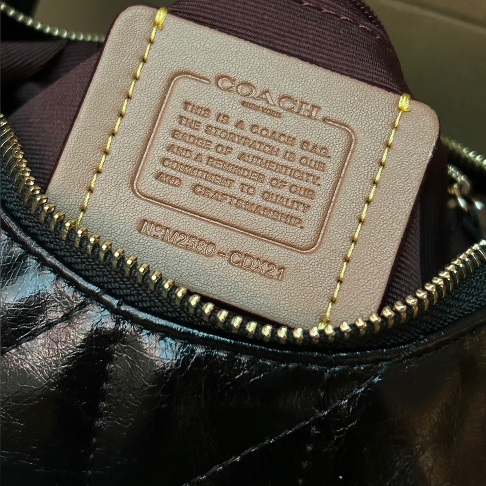 Coach black crescent-shaped underarm bag - Picture 6 of 7
